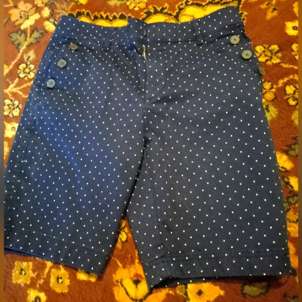 Tommy Hilfiger woman's shorts sz 2